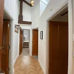 Apartmán Penthouse Retreat - 2 Bed Flat, Sleeps 4 - Town Centre, Hadrians *
