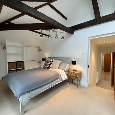 Apartament The Penthouse Apartment, Sleeps 4, Town Centre